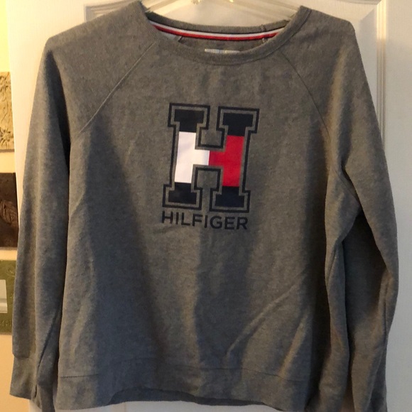 Sweatshirt - Picture 1 of 3